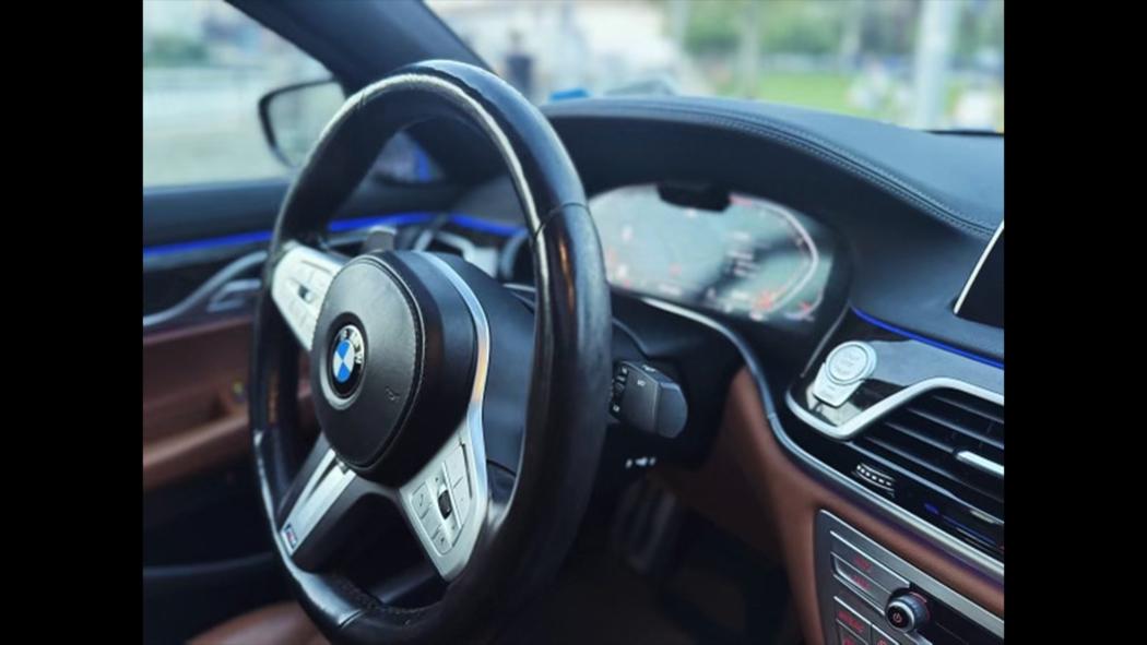 BMW740ipic10